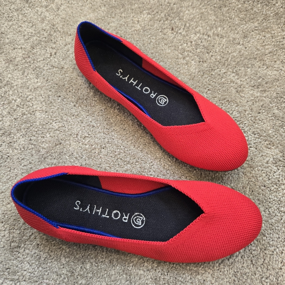 Rothy’s Red Flats Rounded 7.5 - Picture 2 of 8
